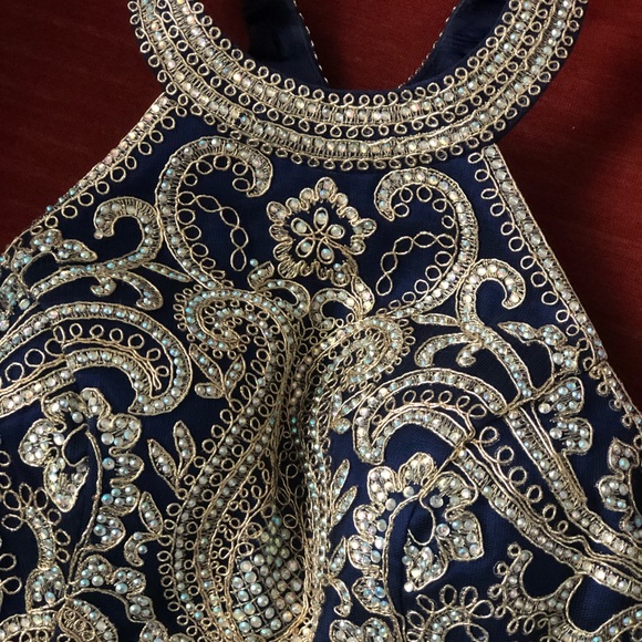 💃🏼PROM DRESS💃🏼 - Picture 4 of 7